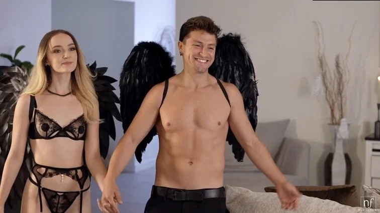 Eliza Ibarra, Maria Kazi - Conhecer os Nossos Amigos no Halloween