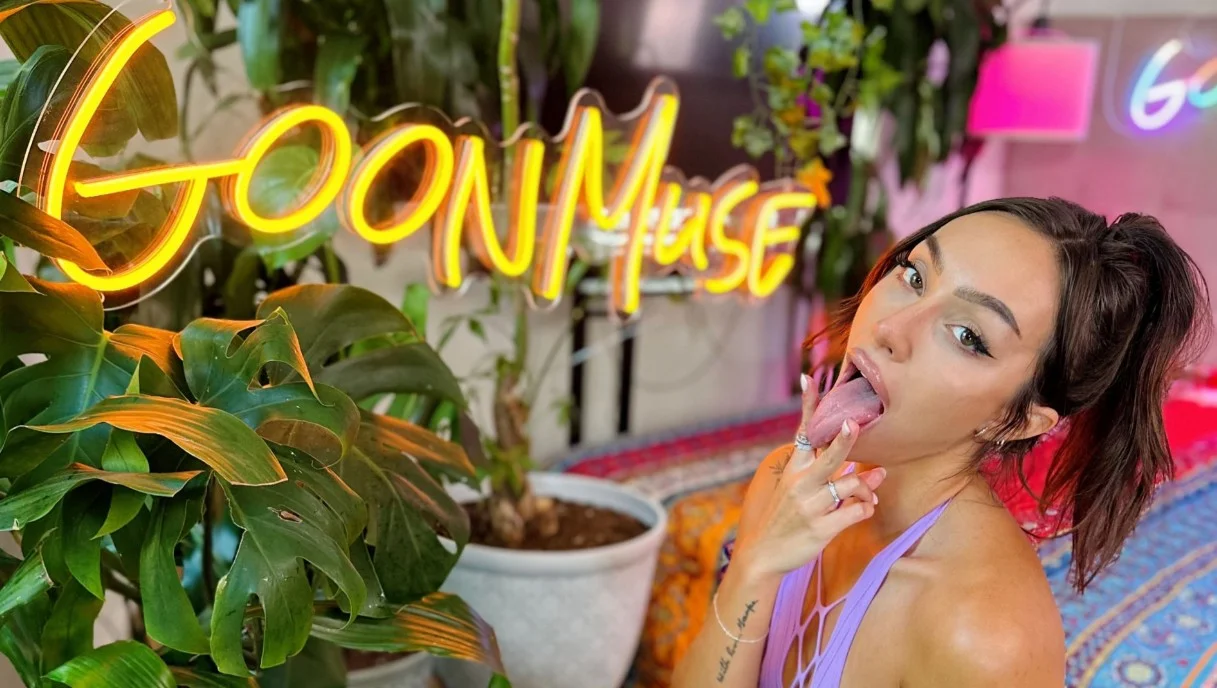 Musa Goon - Sisi Rose - Sisi Rose Super Goonette
