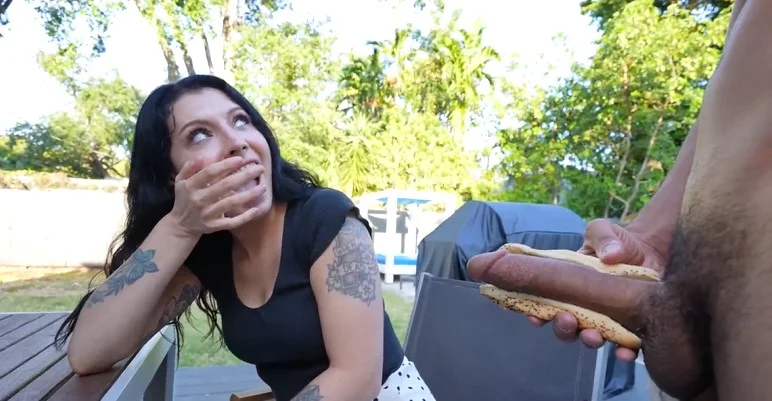 MyPervyFamily - Raven Lane - Stedsøster er sulten efter min hotdog 1080p