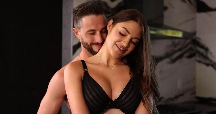 Erotica X - Gizelle Blanco - Δεν είναι μόνο μια φορά