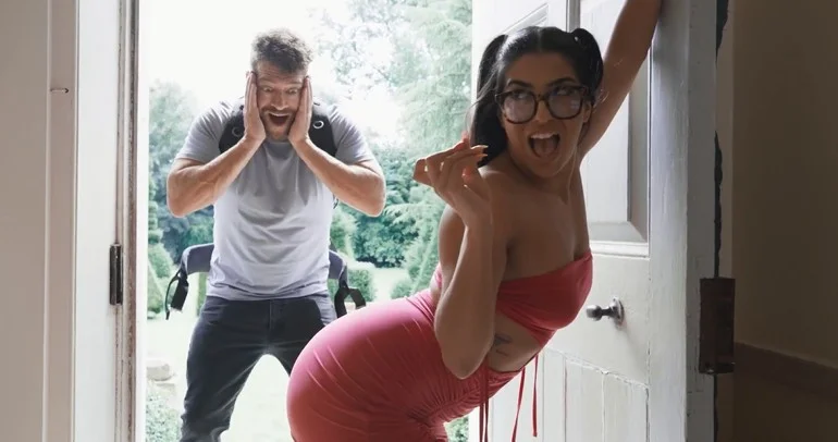 brazzers exxtra - יסמינה חאן וג'סמין שרני - חברות הכי טובות דומות מחליפות, מציצה וזיון 1080p