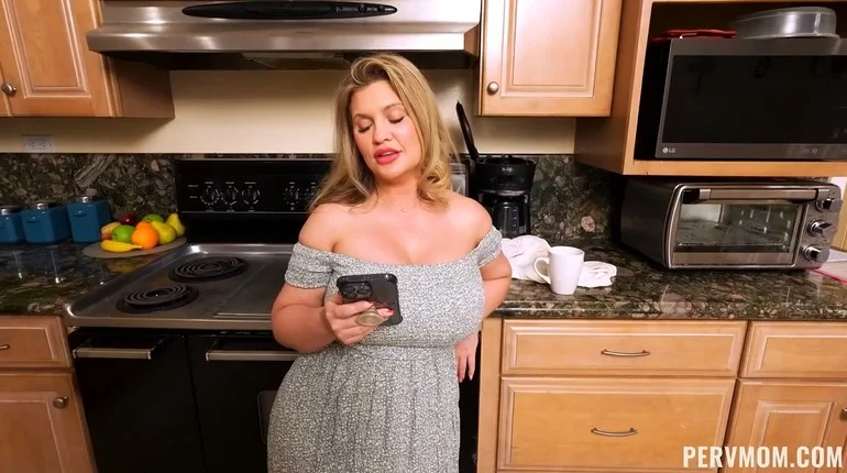 Perv Mom - एंडी एंडरसन - द फॉरबिडन ब्राइड