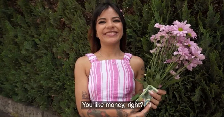 पब्लिक एजेंट - मिची पेरेज़ - लैटिना को गार्डन में चोदा गया 1080p