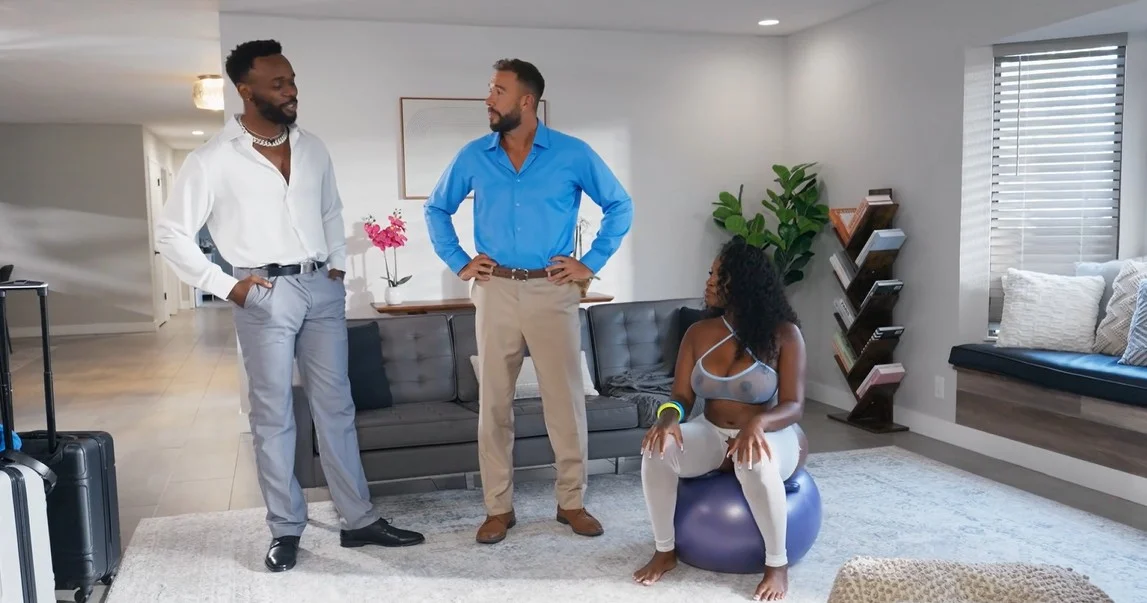 Brazzers Extra - Rayne Carter - Alattomos, Olajos, Pattogó Szépség