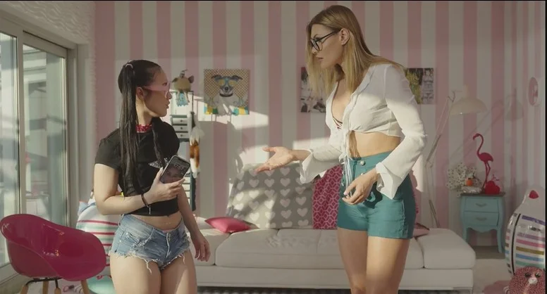 Rocco Siffredi - Kitana Lure & Alice Hernandez - Remaja Rocco yang Dilepaskan 3