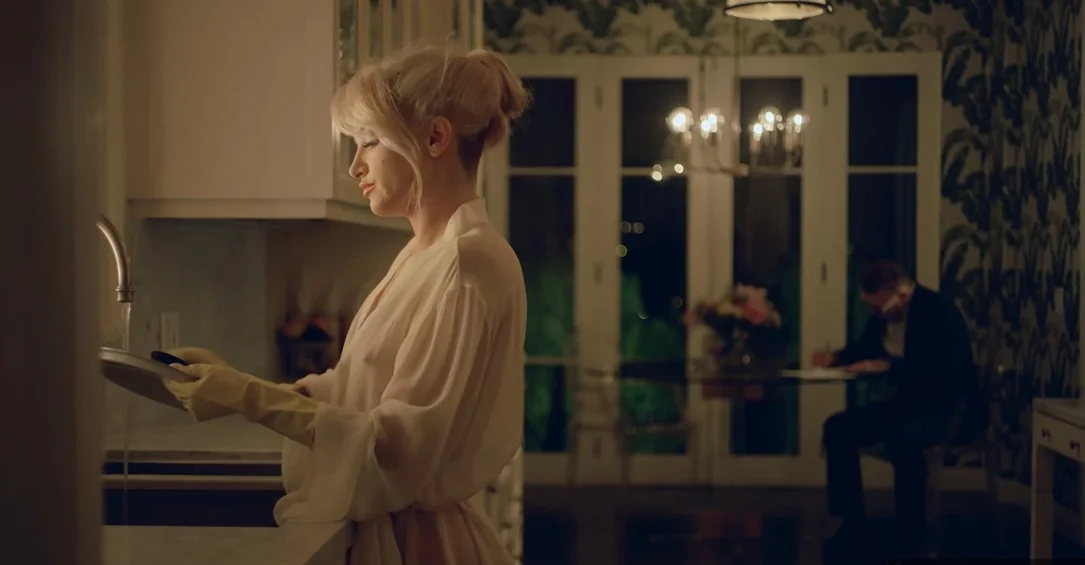 Deeper - Lola Fae - Attention Imbalance
