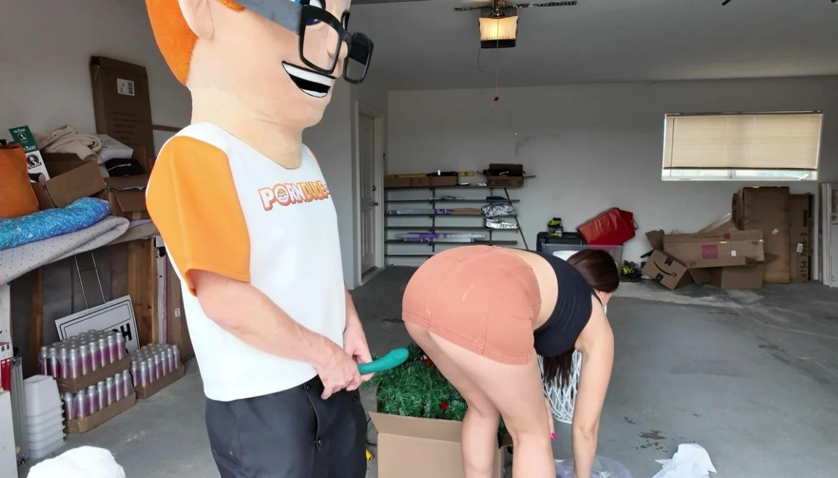 포르노 듀드 캐스팅 - 롤라 펄 - 롤라 펄, 포르노 듀드로부터 놀라운 제안을 받다