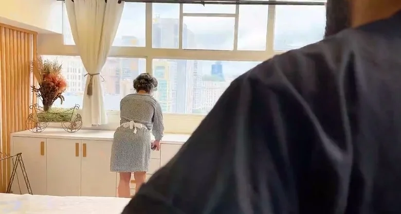 Only Taboo - Sabrina Fit - Moden stor klitoris elsker anal
