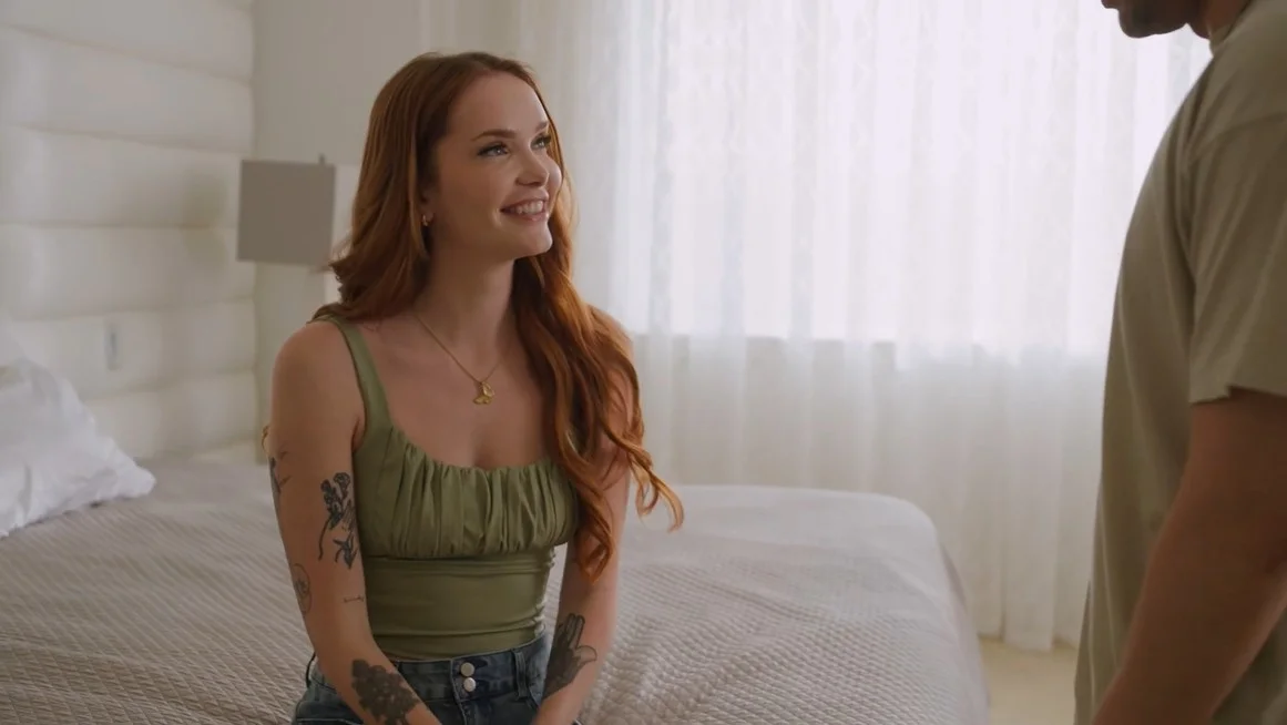 Bellesa House - Chloe Foxxe - Episode 242 - Chloe og Donny