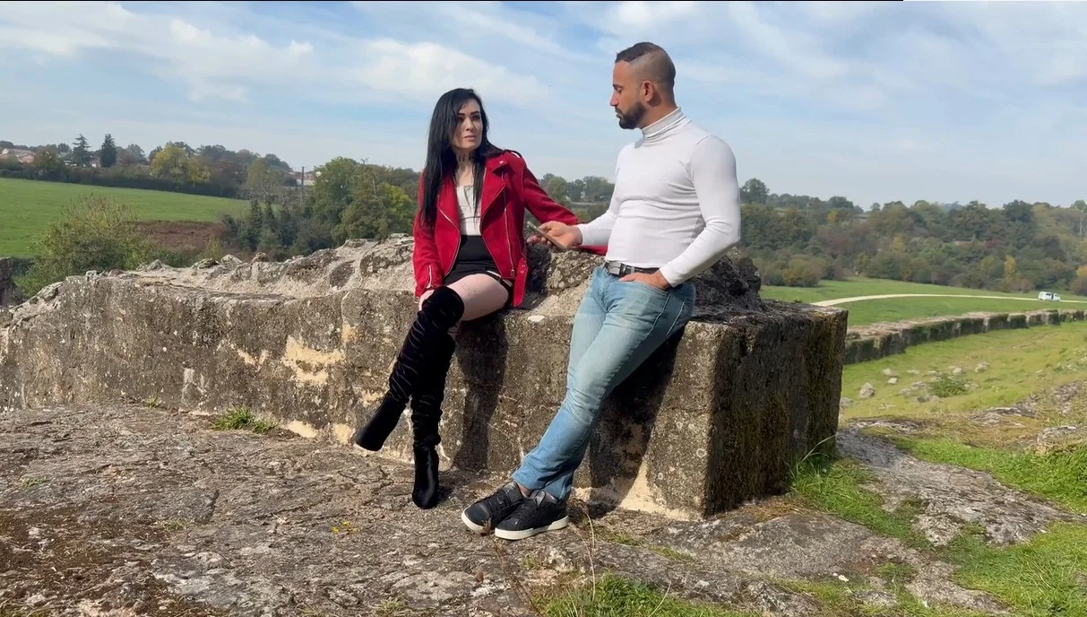 Jacquie Et Michel TV - Marina - Marina, 31 år gammel, fra Biarritz!