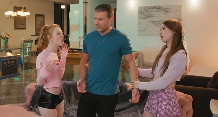 Adult Time - Madi Collins & Myra Moans - Wanneer het erop aankomt