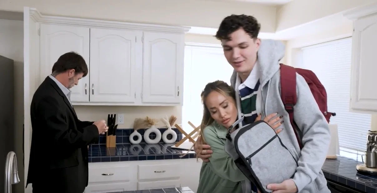 Reptyle Labs - Linda Lan - Concept- Milky Faces