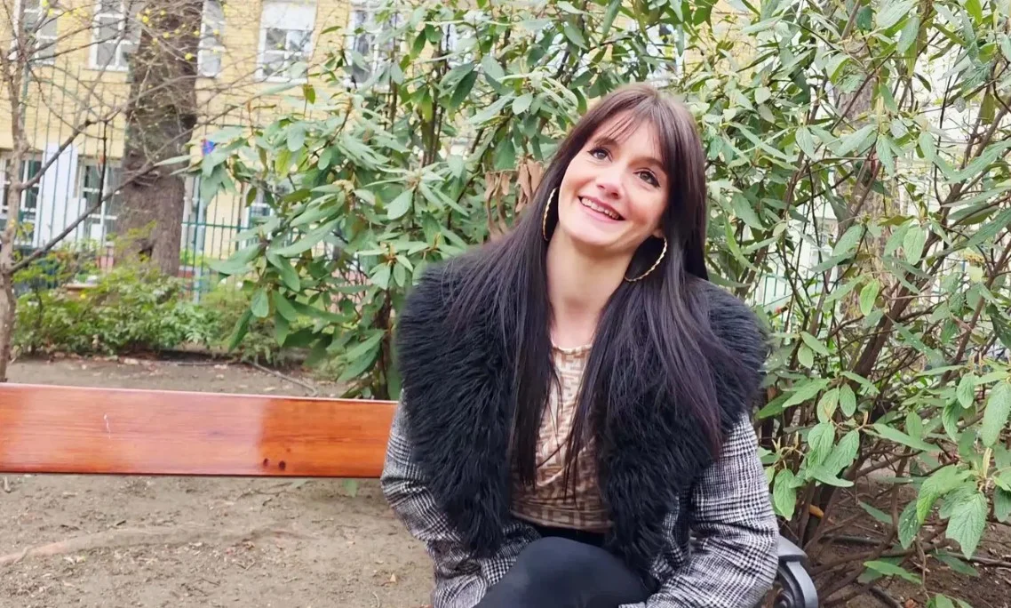 Jacquie Et Michel TV - Tina - ทีน่า อายุ 33 ปี ก้าวไปทีละก้าว.mp4