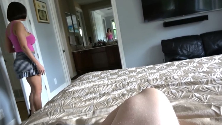 Angry mom went into the room to her stepson pov