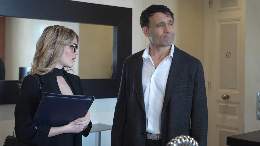 Jacquie Et Michel ELITE - Jade J'adore - For Jade, the deal is closed on the pillow